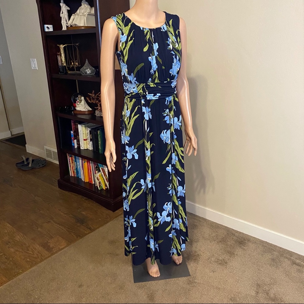 BlueFloral dress